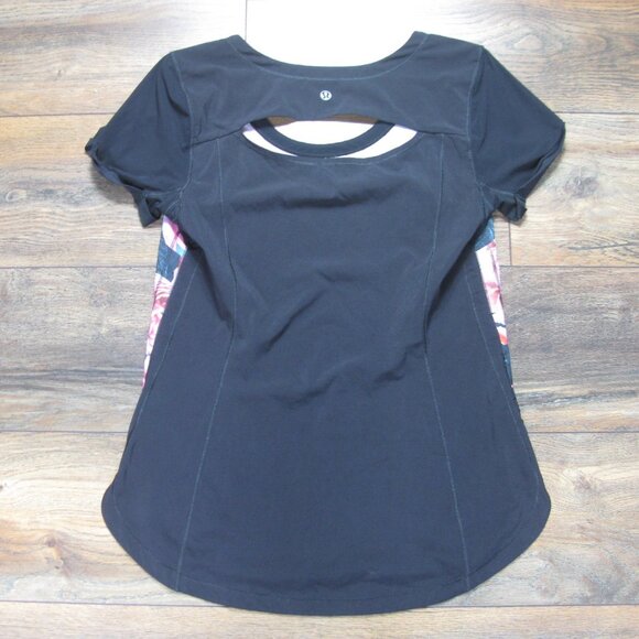 Free With 25$ Purchase Lululemon floral tee ptp 16" *GUC - Picture 4 of 5